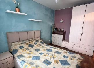 Сдается в аренду 2-комнатная квартира, 34 м2, Омск, улица Ватутина, 33