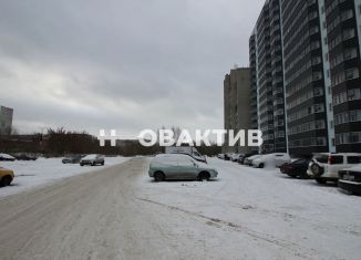 Продаю двухкомнатную квартиру, 65.1 м2, Новосибирск, Волховская улица, 31