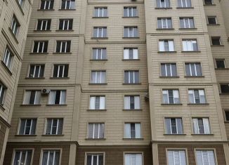 Продаю 2-комнатную квартиру, 63 м2, Нальчик, Московская улица, 3А