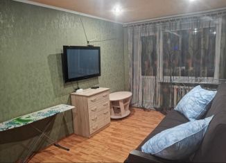 Сдаю 1-комнатную квартиру, 30 м2, Губаха, улица Космонавтов, 11